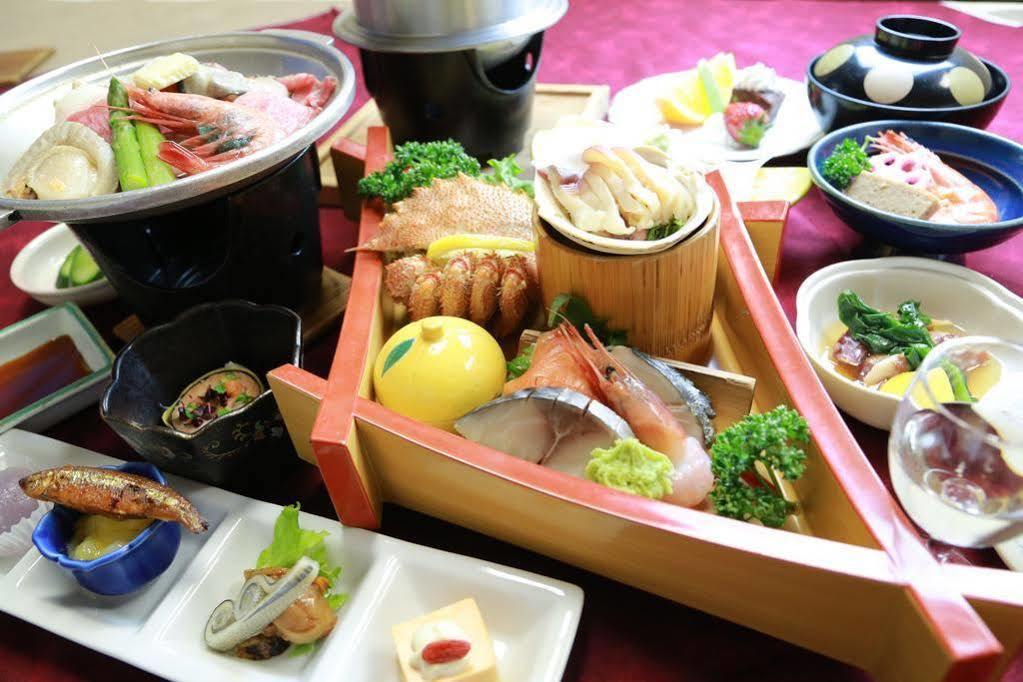 Shiraoi Hotel Izumi מראה חיצוני תמונה